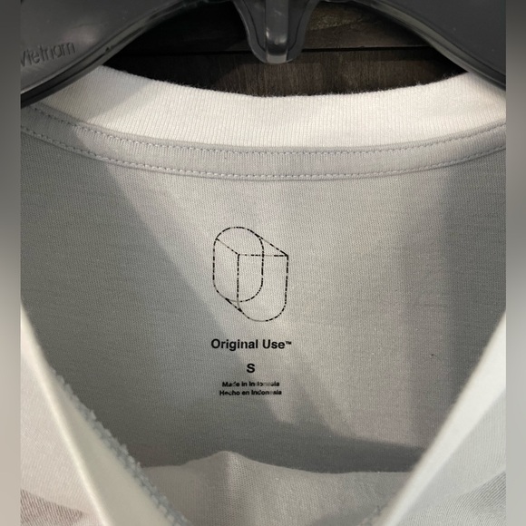 Men’s shirts. (5 size small) - Picture 9 of 15